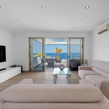 Arenas 3 Playa La Arena * Puerto de Santiago (Tenerife)