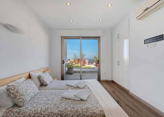 Arenas 3 Playa La Arena * Puerto de Santiago (Tenerife)