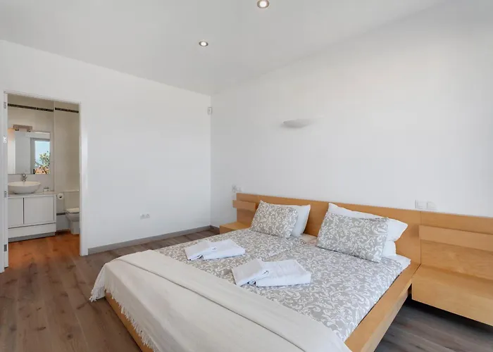 Arenas 3 Playa La Arena Villa