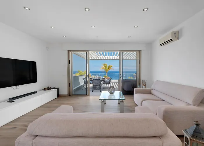 Arenas 3 Playa La Arena * Puerto de Santiago (Tenerife)